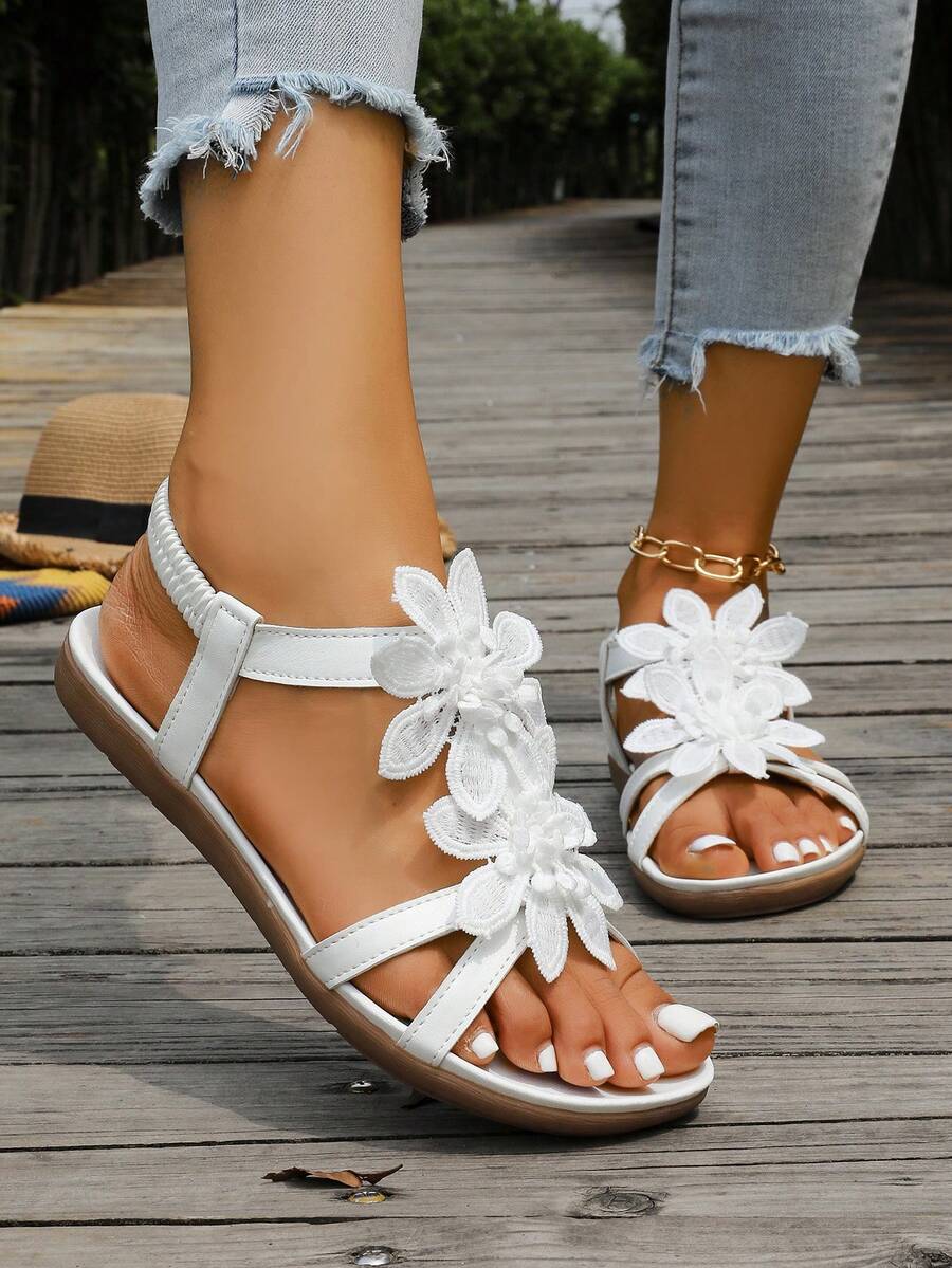 Waldoz Flora | Orthopädische Sandalen mit Blumenapplikation