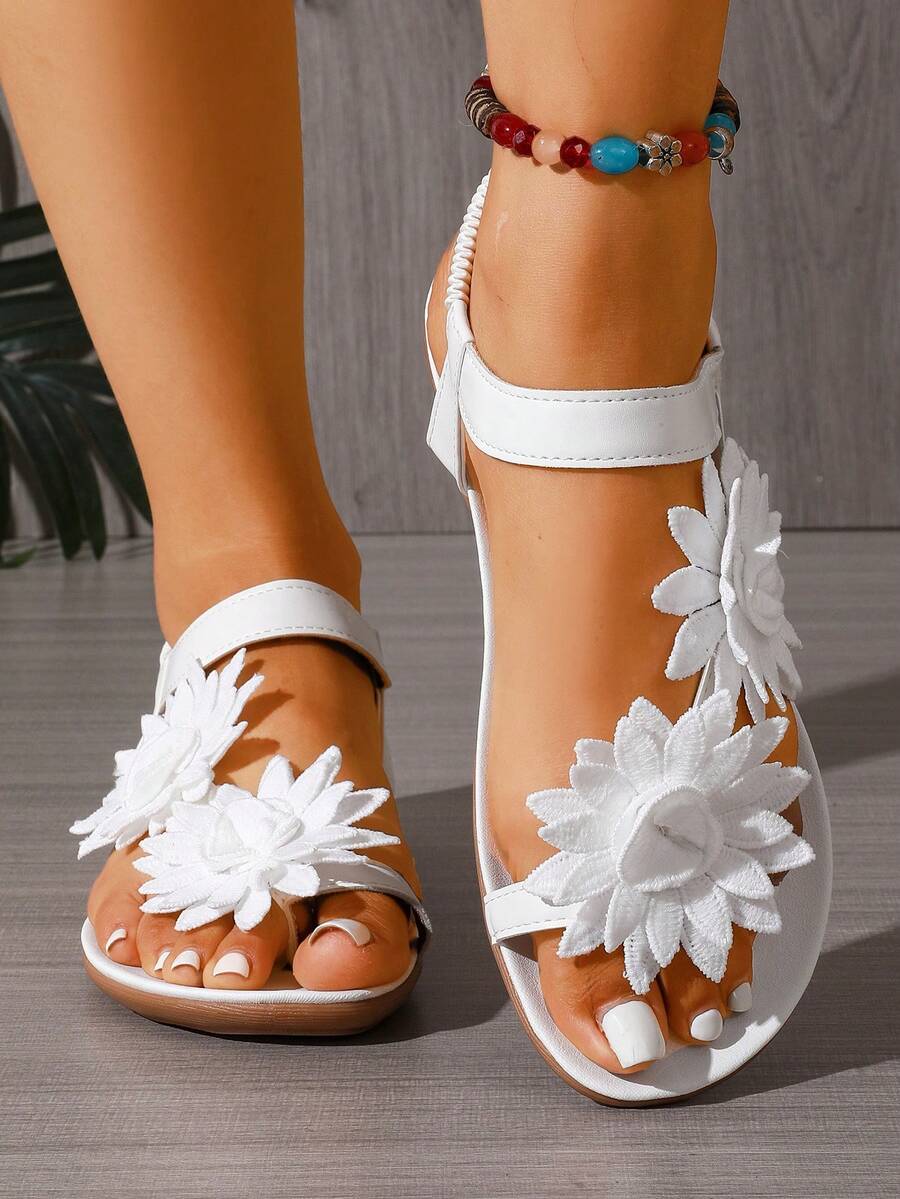 Waldoz Flora | Orthopädische Sandalen mit Blumenapplikation